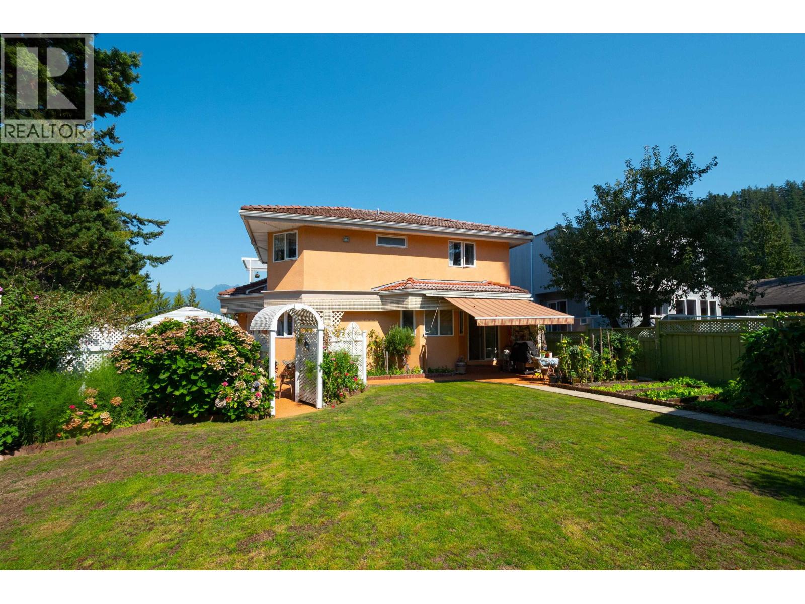 6440 Rosebery Avenue, West Vancouver, British Columbia  V7W 2C6 - Photo 33 - R3058268
