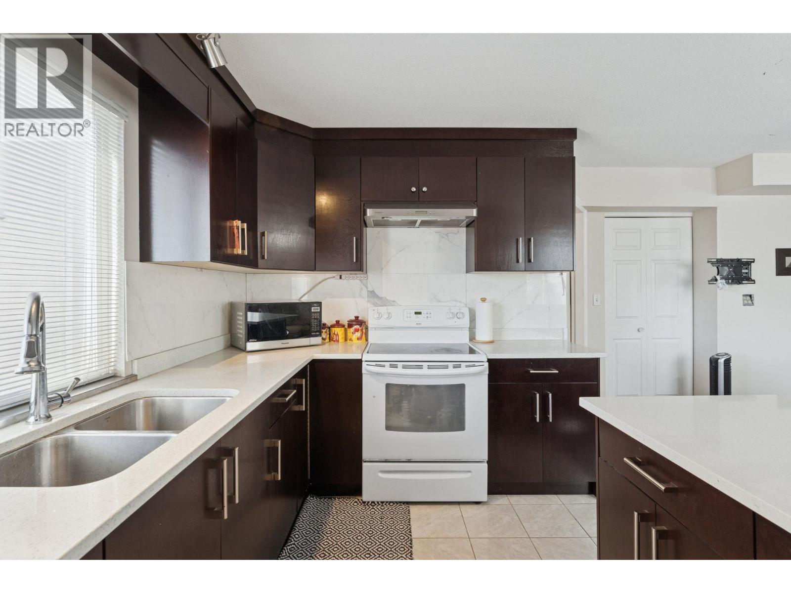 132 San Juan Place, Coquitlam, British Columbia  V3K 6Y8 - Photo 32 - R3058294