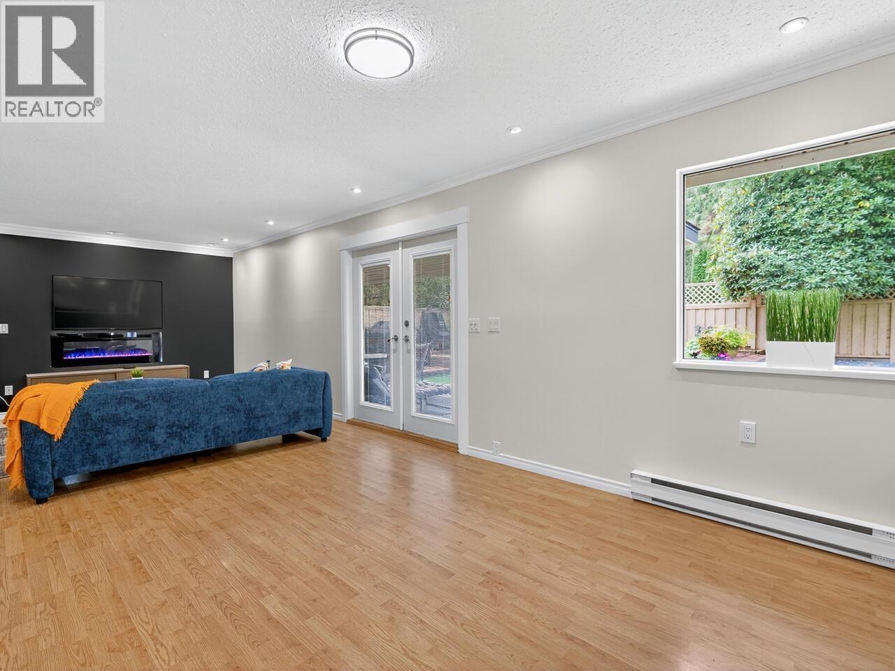 1131 Lombardy Drive, Port Coquitlam, British Columbia  V3B 5Z1 - Photo 10 - R3058309