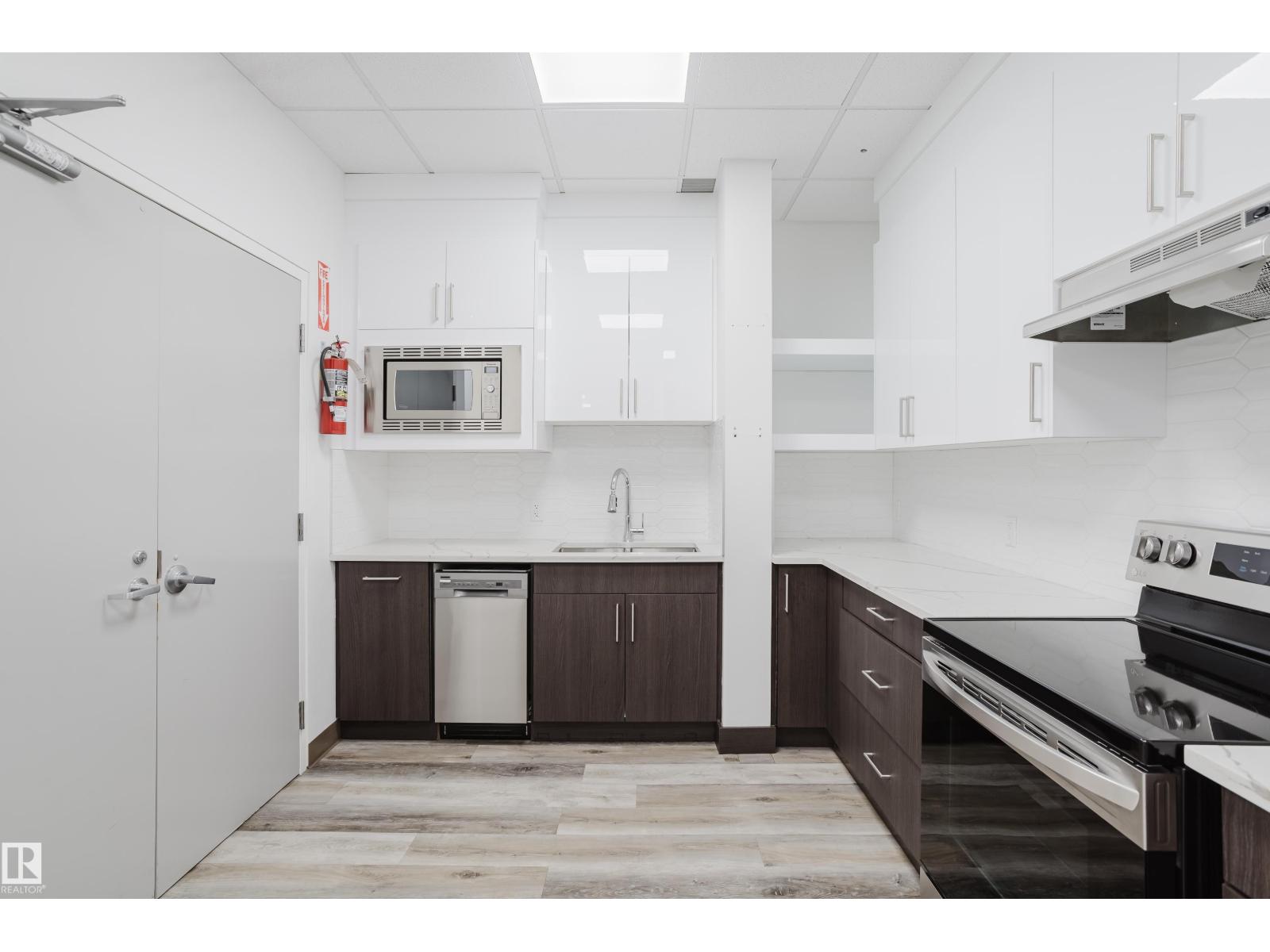 7203 Roper Rd Nw, Edmonton, Alberta  T6B 3J4 - Photo 25 - E4462052