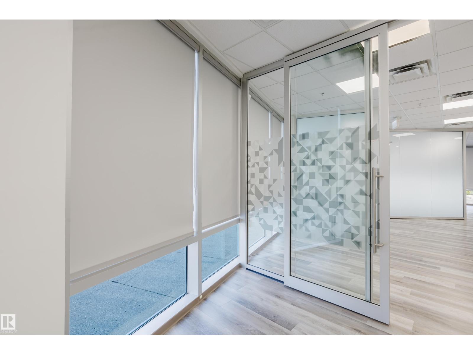 7203 Roper Rd Nw, Edmonton, Alberta  T6B 3J4 - Photo 61 - E4462052