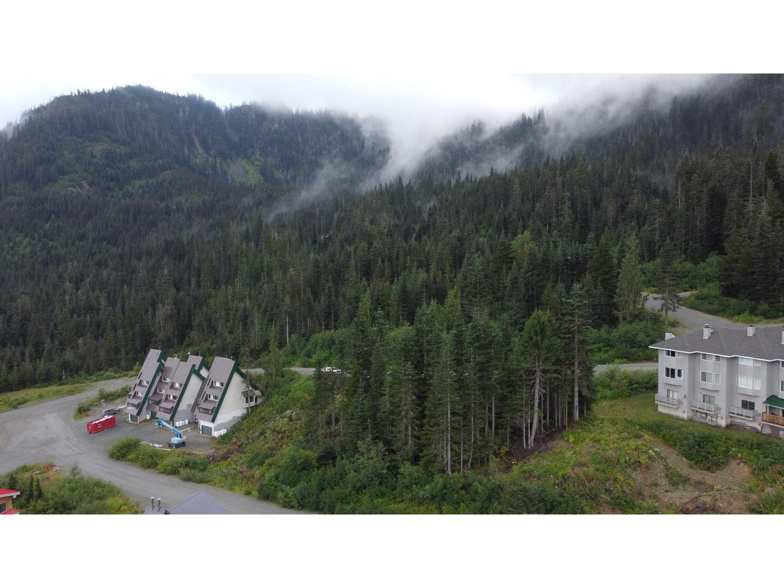 20950 Snowflake Crescent, Agassiz, British Columbia  V0M 1A1 - Photo 1 - R3052558