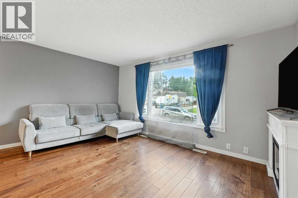 123 Silverstone Road Nw, Calgary, Alberta  T3B 4Y6 - Photo 6 - A2260070