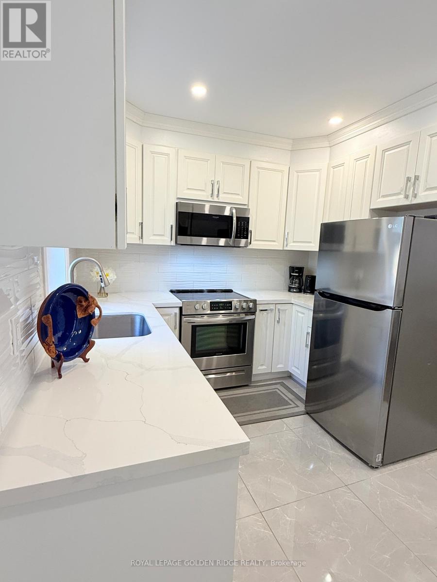 4577 Victoria Avenue, Niagara Falls, Ontario  L2E 4B5 - Photo 11 - X12461605