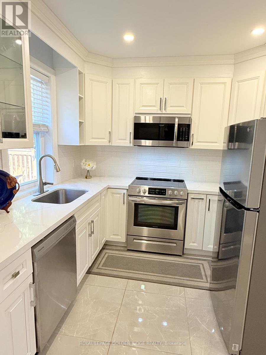 4577 Victoria Avenue, Niagara Falls, Ontario  L2E 4B5 - Photo 12 - X12461605