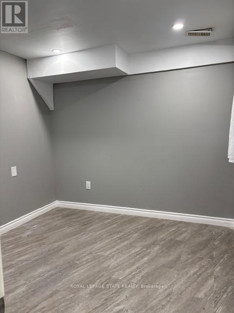 45 Thames Way, Hamilton, Ontario  L0R 1W0 - Photo 27 - X12461642