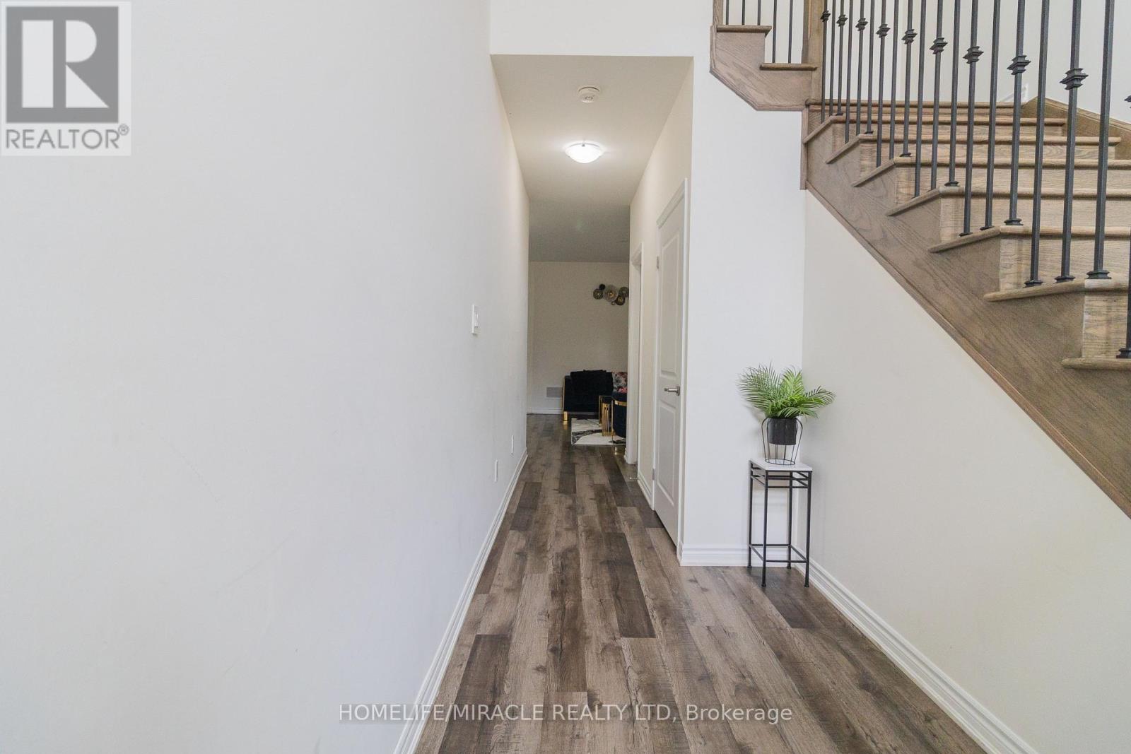 75 Hitchman Street, Brant, Ontario  N3L 0M1 - Photo 10 - X12461679