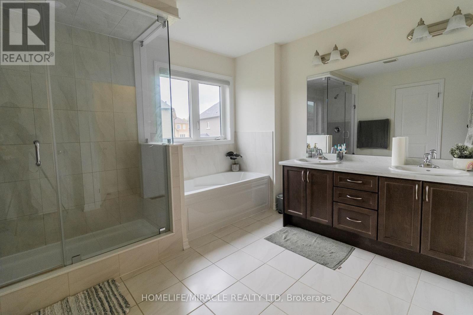 75 Hitchman Street, Brant, Ontario  N3L 0M1 - Photo 34 - X12461679