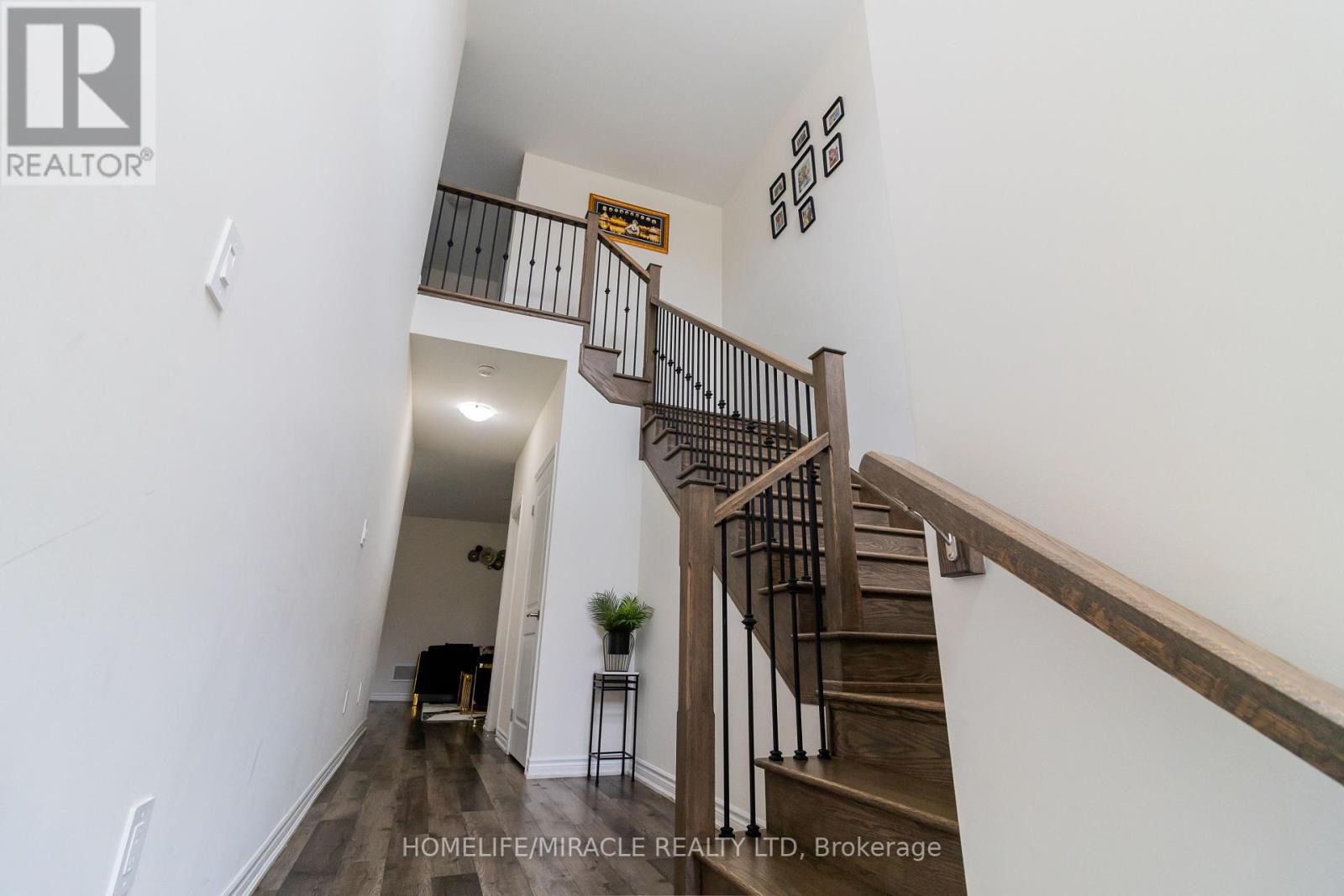 75 Hitchman Street, Brant, Ontario  N3L 0M1 - Photo 9 - X12461679