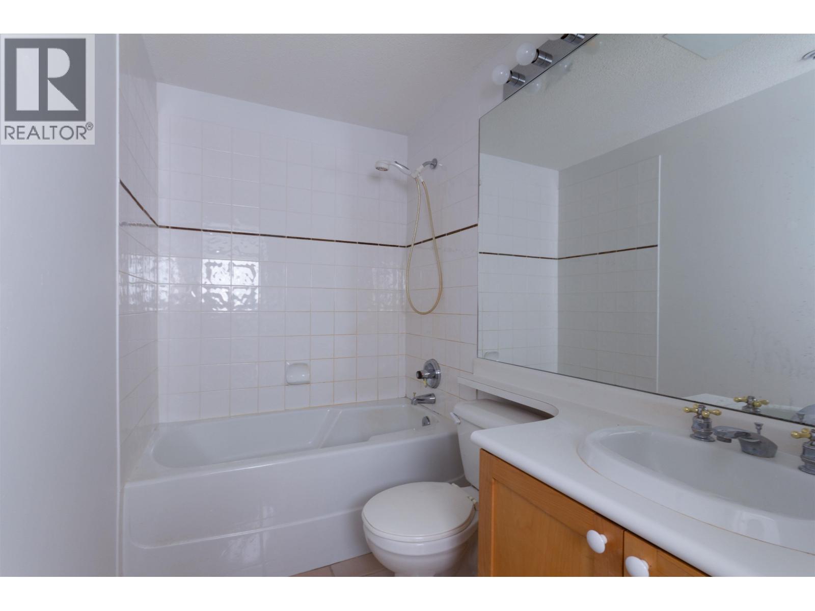 202 1820 E Kent Avenue, Vancouver, British Columbia  V5P 2S7 - Photo 12 - R3048499