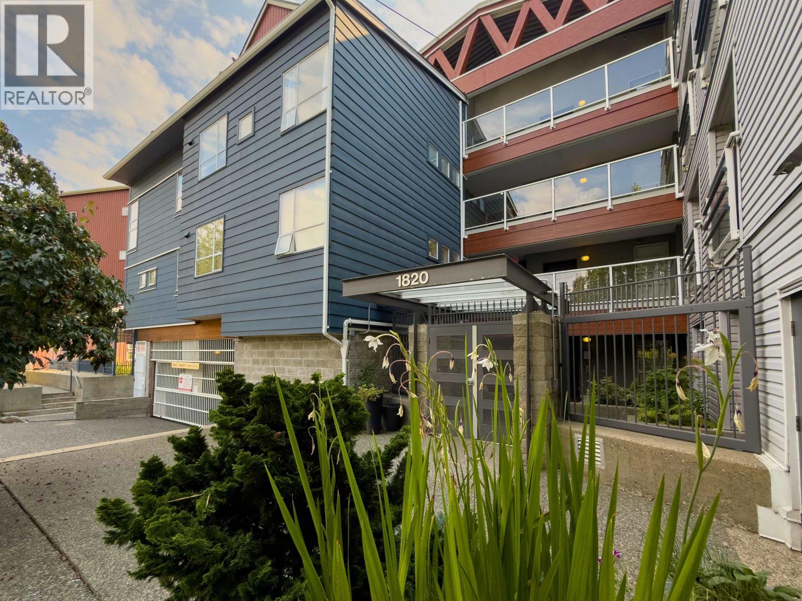 202 1820 E Kent Avenue, Vancouver, British Columbia  V5P 2S7 - Photo 3 - R3048499