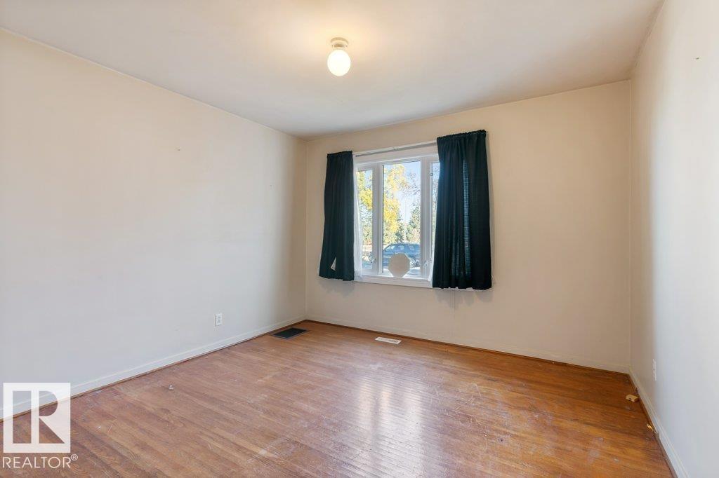 11208 79 St Nw, Edmonton, Alberta  T5B 2J7 - Photo 10 - E4462053