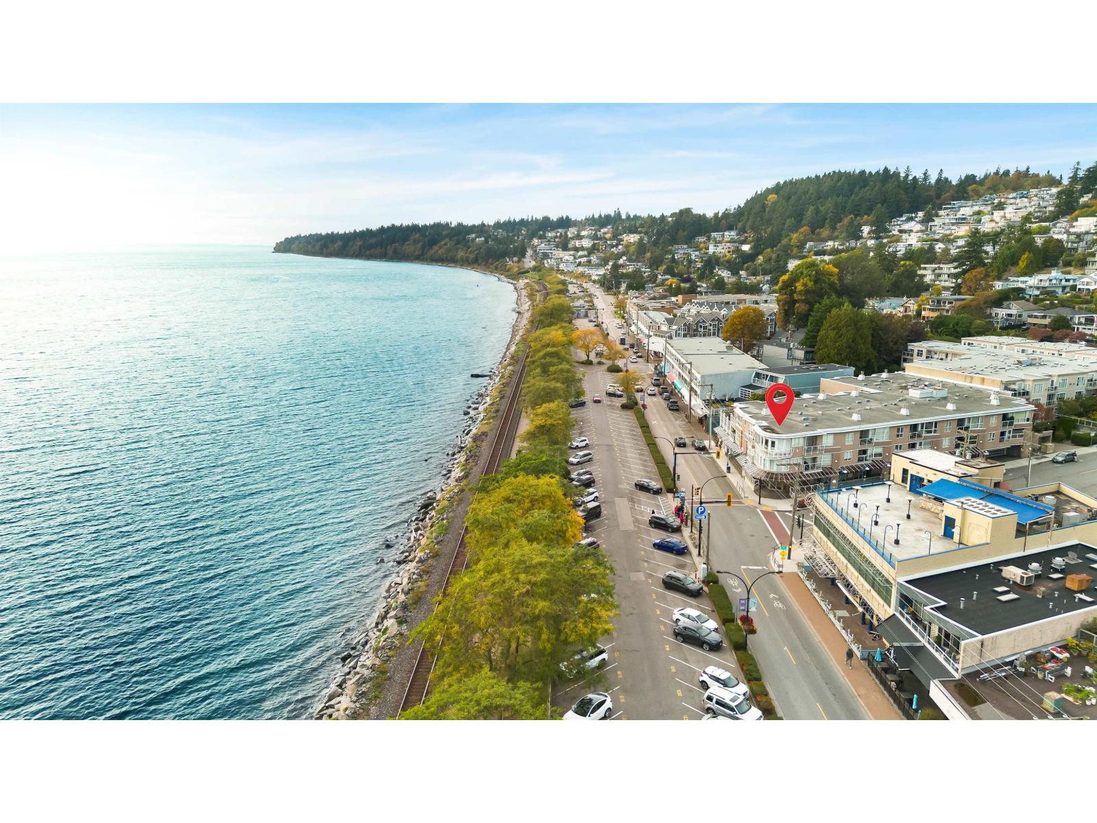 206 1119 Vidal Street, White Rock, British Columbia  V4B 3T4 - Photo 2 - R3058347