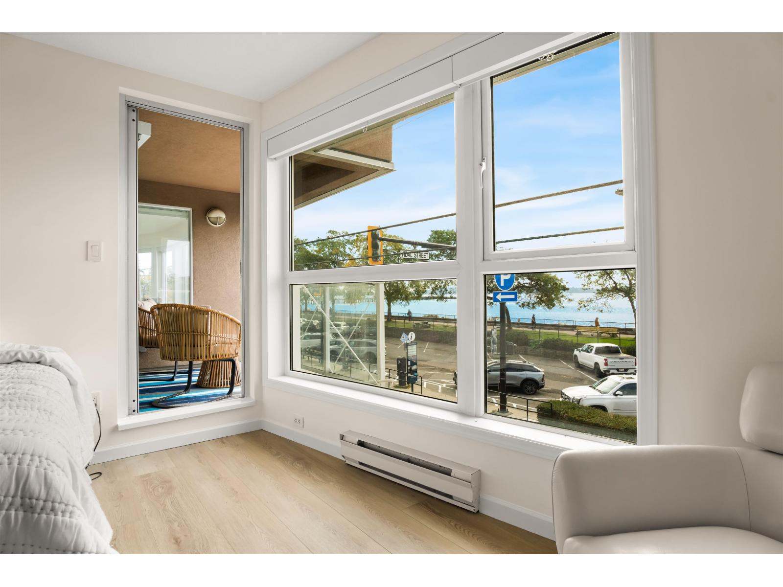 206 1119 Vidal Street, White Rock, British Columbia  V4B 3T4 - Photo 20 - R3058347