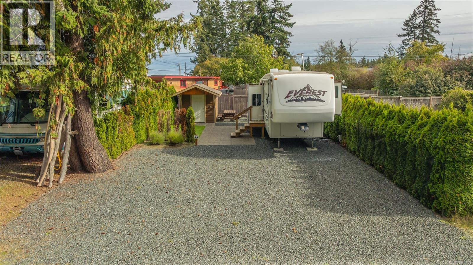 44 6050 Island Hwy, Qualicum Beach, British Columbia  V9K 2E1 - Photo 1 - 1017458