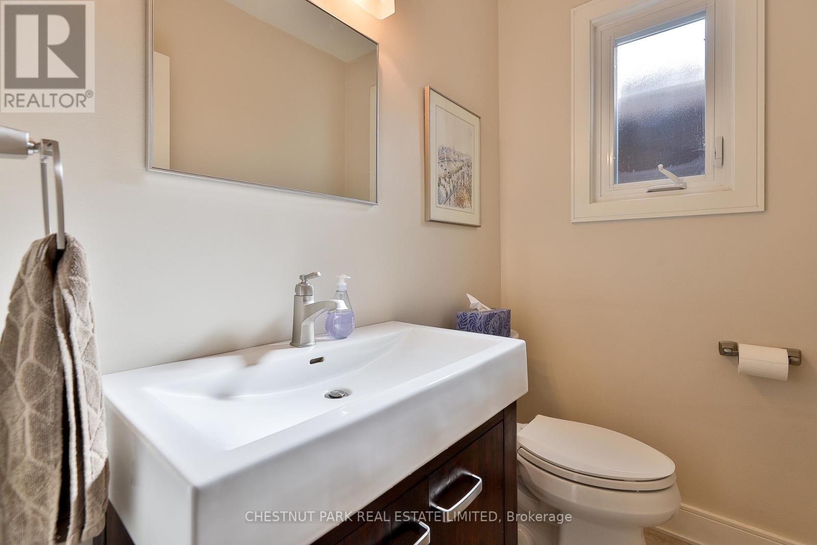91 Tulane Crescent, Toronto, Ontario  M3A 2C2 - Photo 16 - C12461698