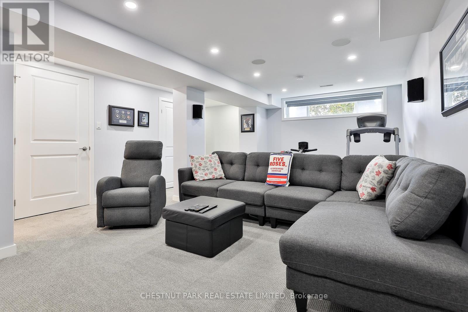 91 Tulane Crescent, Toronto, Ontario  M3A 2C2 - Photo 32 - C12461698