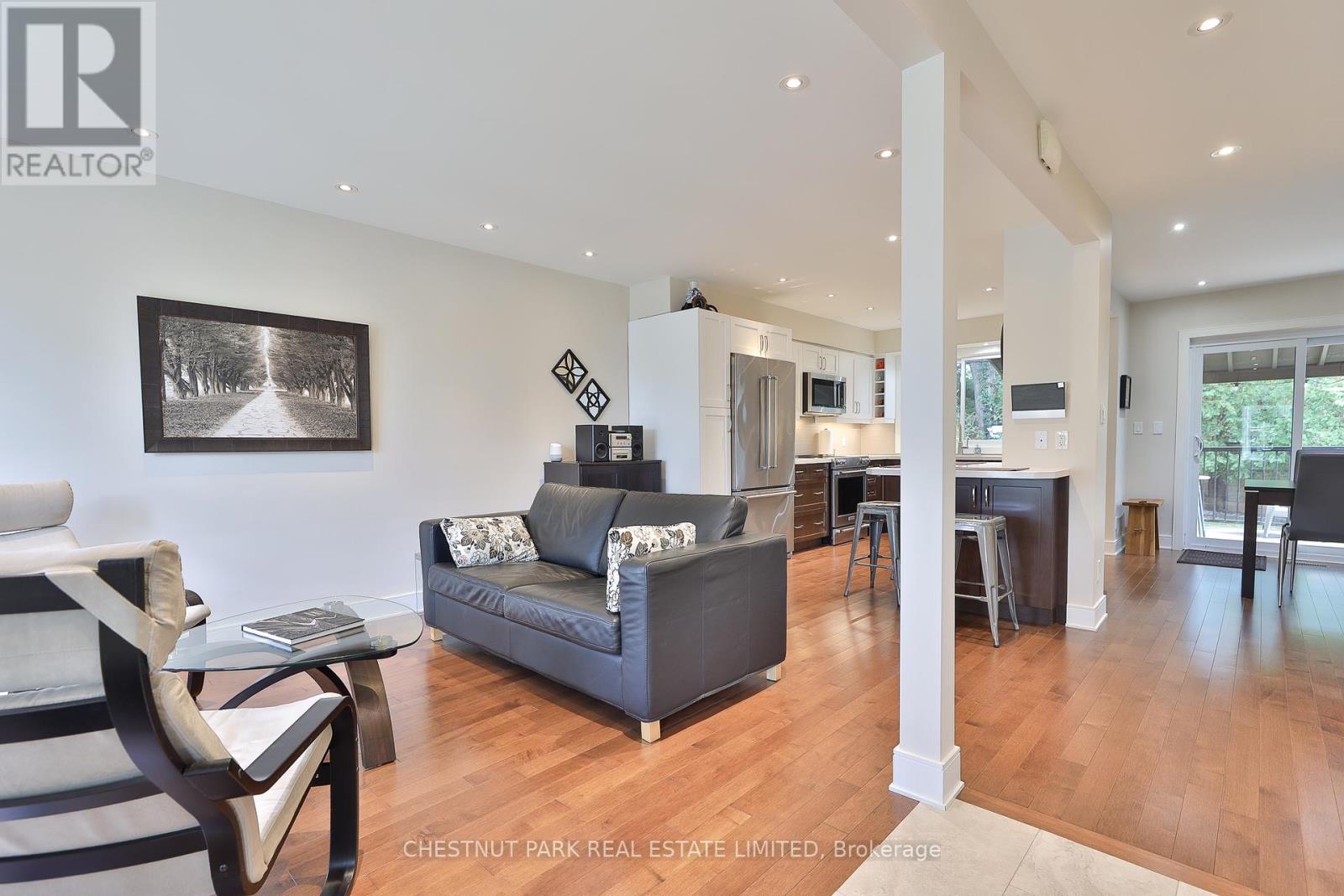 91 Tulane Crescent, Toronto, Ontario  M3A 2C2 - Photo 7 - C12461698