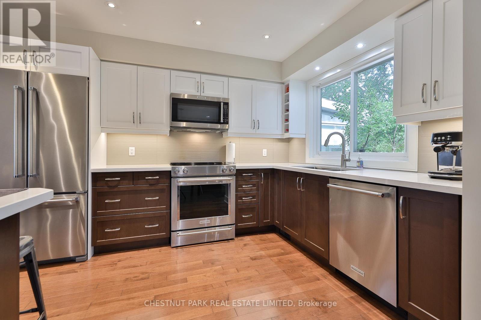 91 Tulane Crescent, Toronto, Ontario  M3A 2C2 - Photo 9 - C12461698