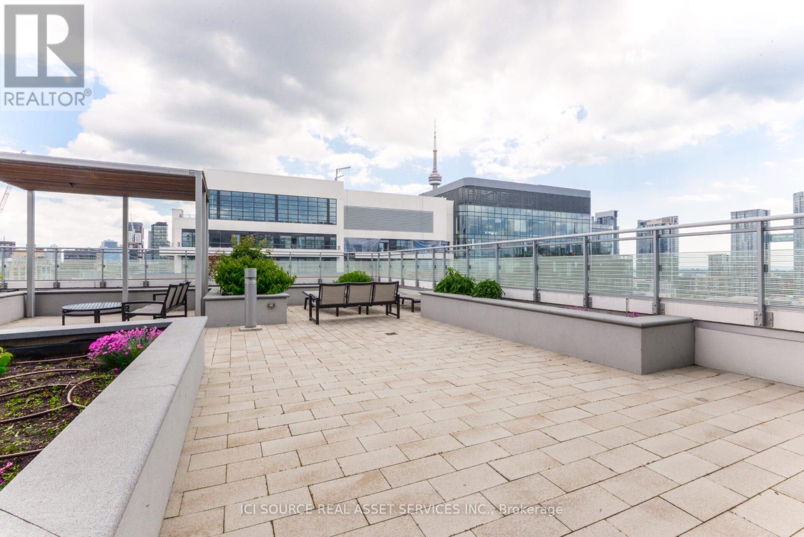 1020 - 525 Adelaide Street W, Toronto, Ontario  M5V 0N7 - Photo 25 - C12461712
