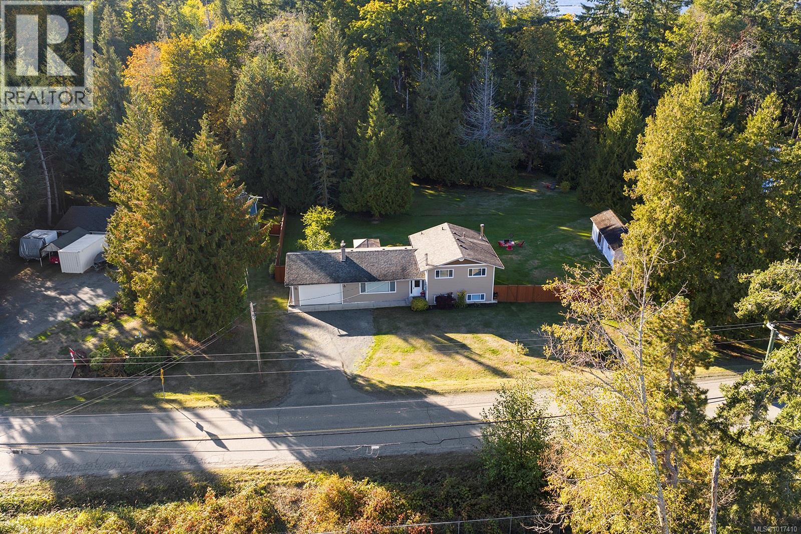 7554 Superior Rd, Lantzville, British Columbia  V0R 2H0 - Photo 4 - 1017410