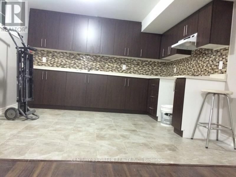 Bmst - 45 Oshea Crescent, Ajax, Ontario  L1T 4W8 - Photo 4 - E12461699