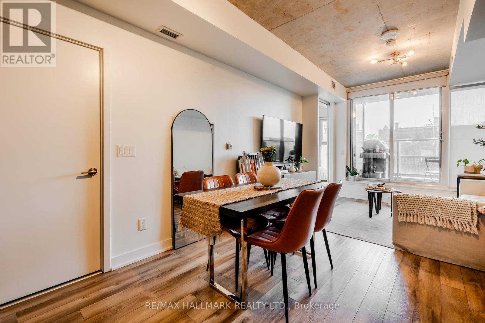 329 - 30 Baseball Place, Toronto, Ontario  M4M 0E8 - Photo 4 - E12461700