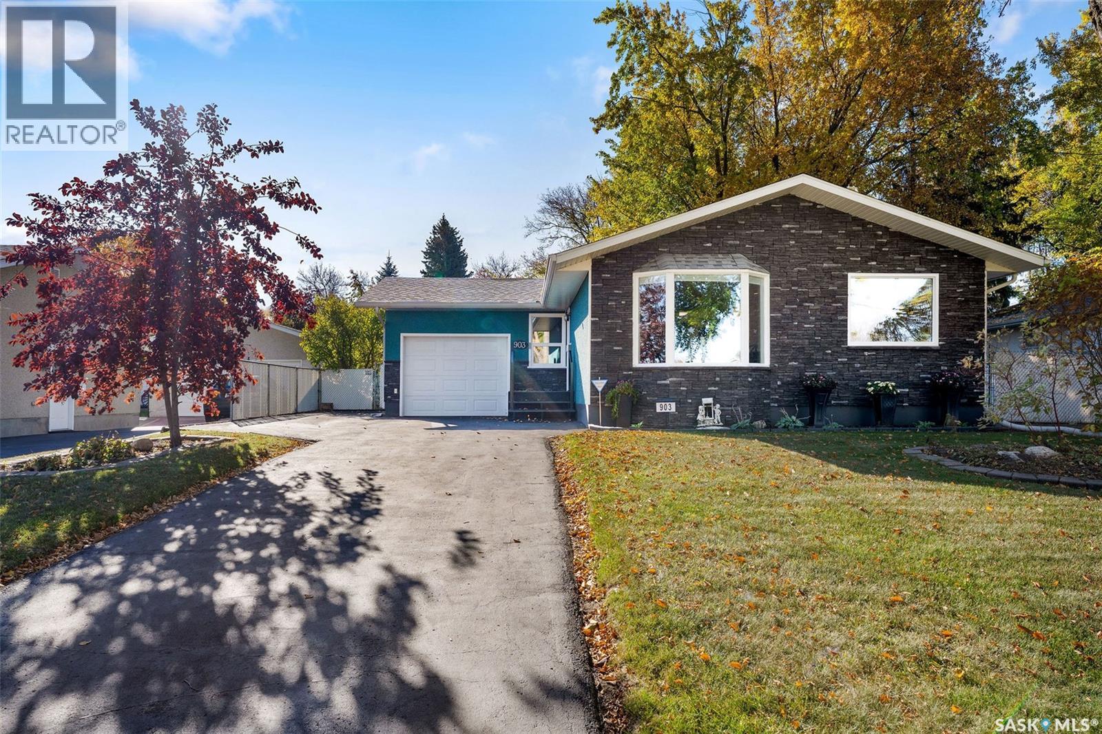 903 Branion DRIVE, Prince Albert, Saskatchewan