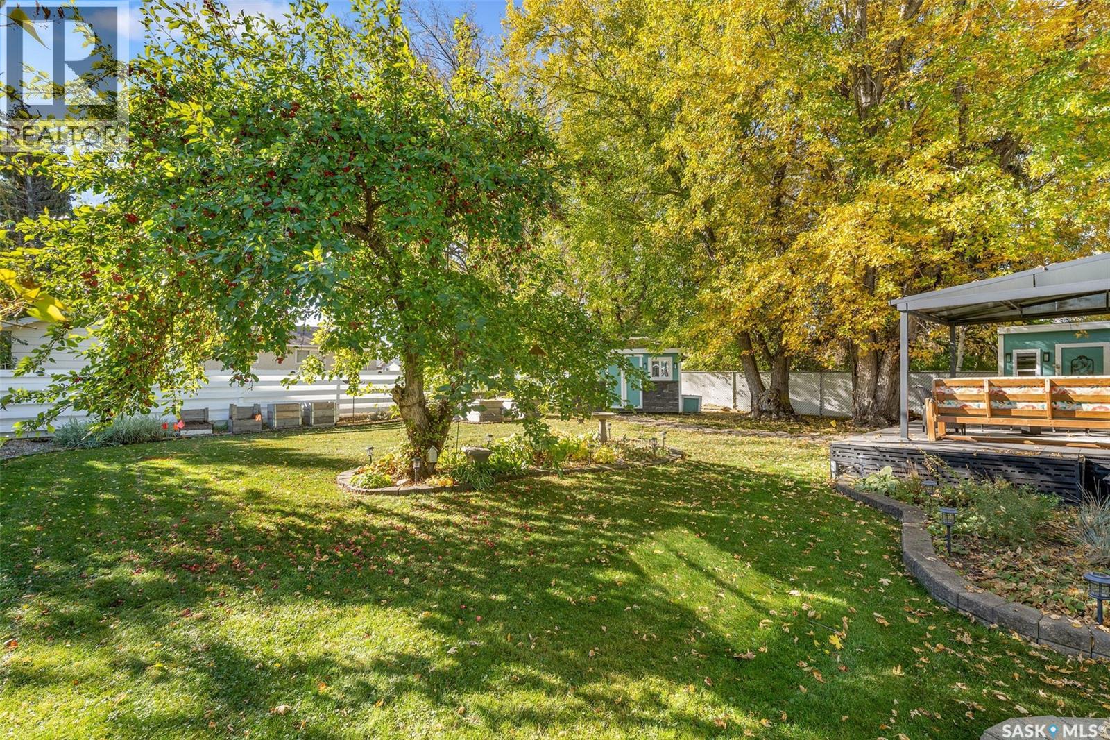903 Branion Drive, Prince Albert, Saskatchewan  S6V 2S6 - Photo 32 - SK020780
