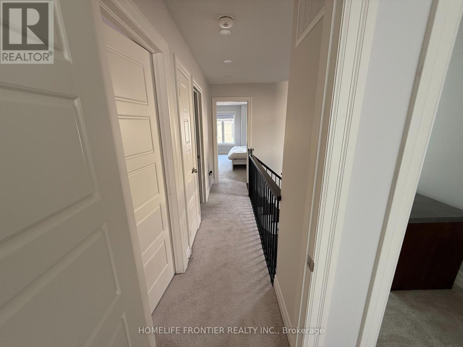 30 Vantage Loop Avenue, Newmarket, Ontario  L3X 0K6 - Photo 34 - N12461683