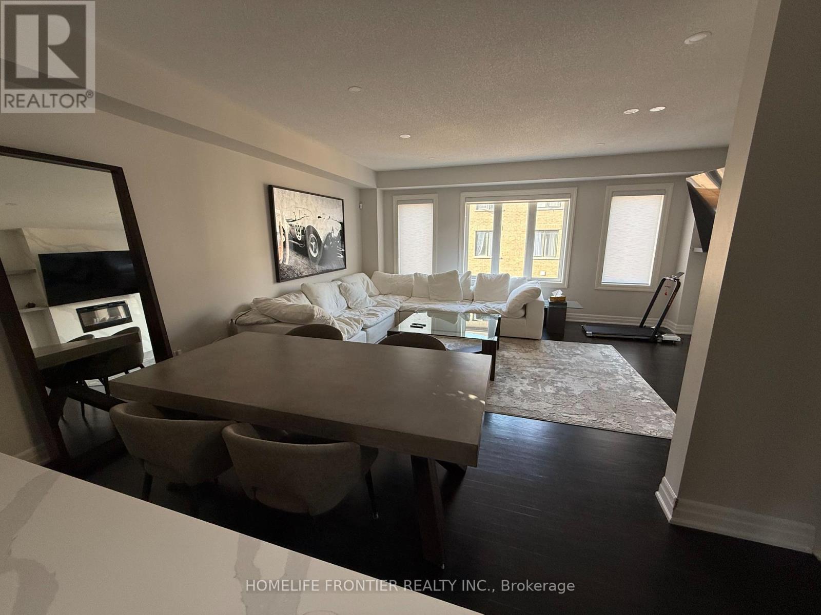 30 Vantage Loop Avenue, Newmarket, Ontario  L3X 0K6 - Photo 36 - N12461683