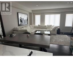 30 VANTAGE LOOP AVENUE, Newmarket, Ontario