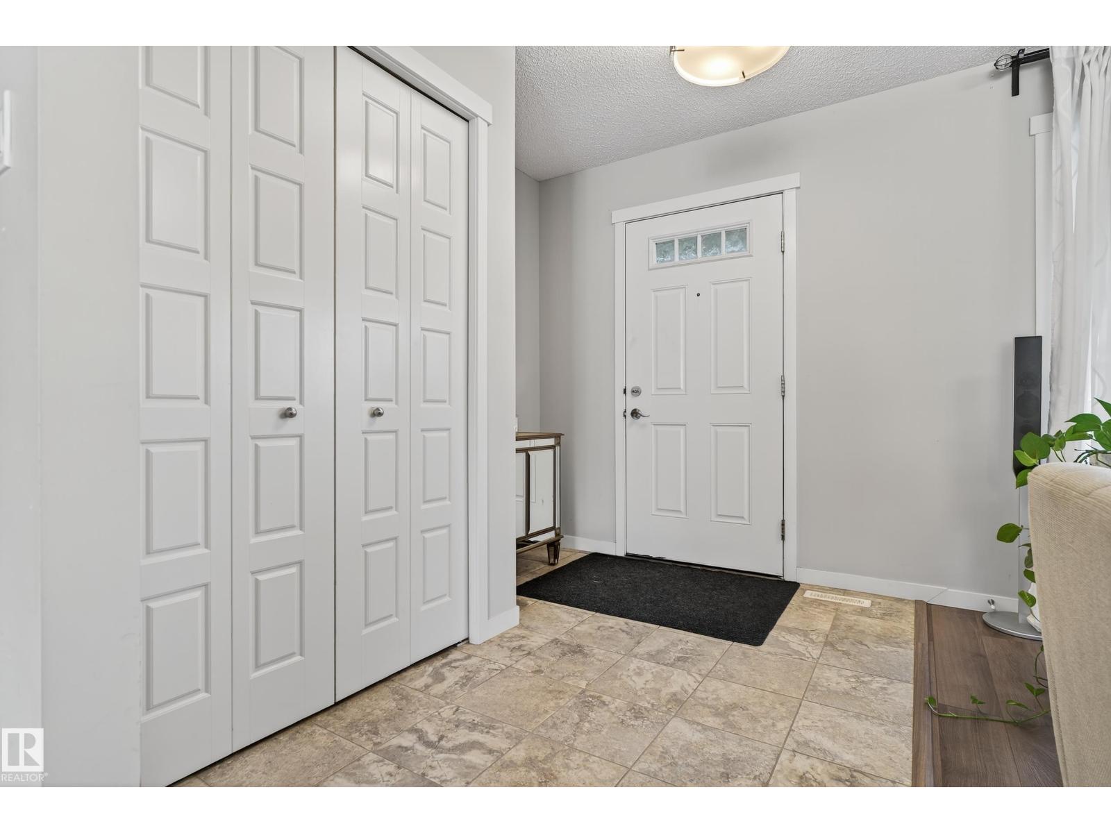 1536 22 St Nw Nw, Edmonton, Alberta  T6T 2B8 - Photo 5 - E4461856