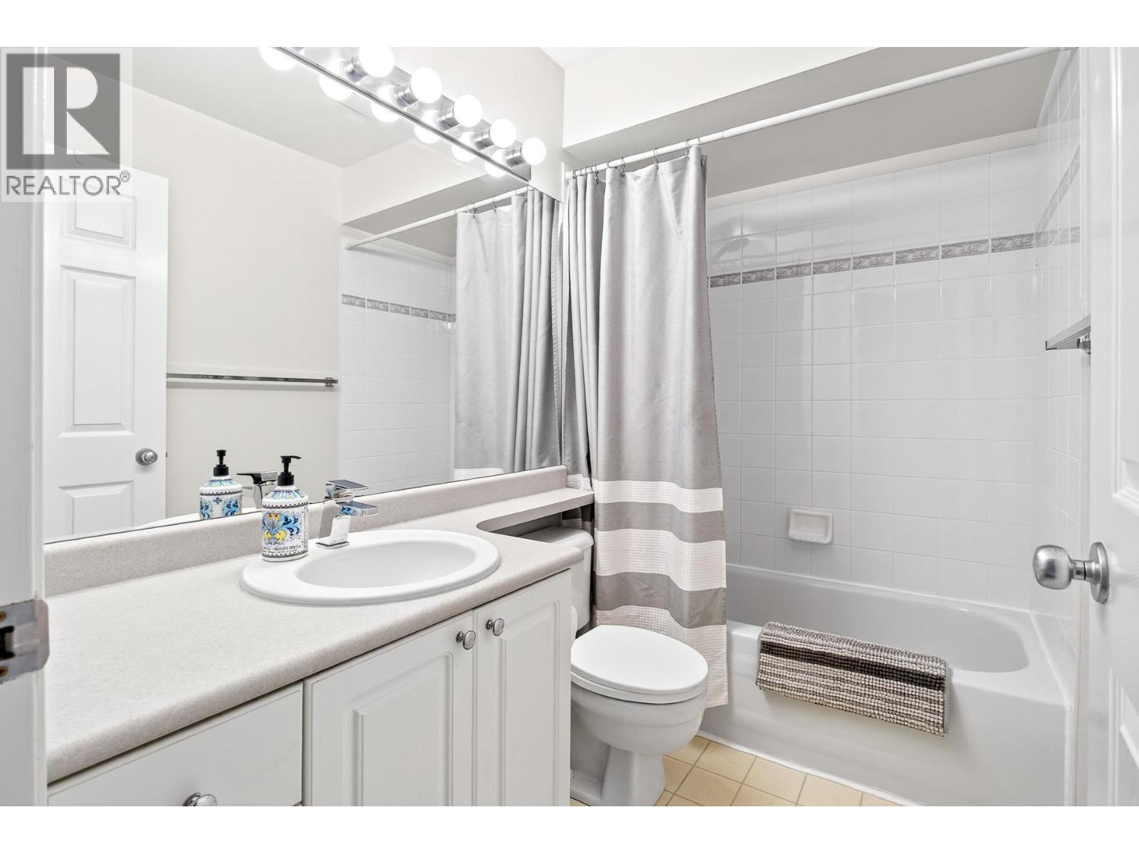 18 2927 Fremont Street, Port Coquitlam, British Columbia  V3B 7X8 - Photo 23 - R3057897