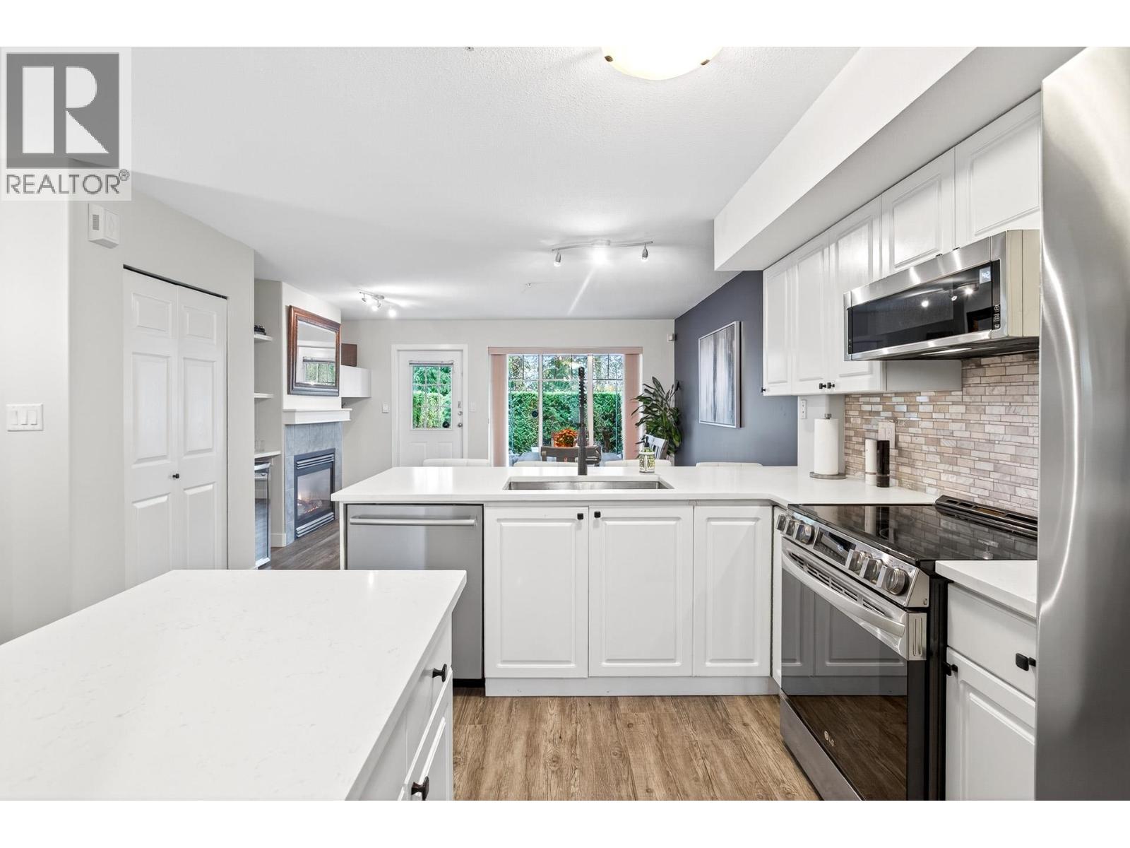 18 2927 Fremont Street, Port Coquitlam, British Columbia  V3B 7X8 - Photo 3 - R3057897