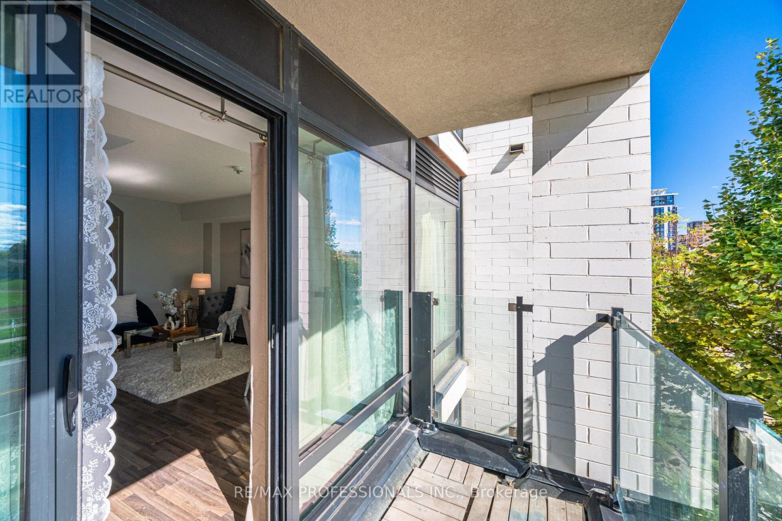608 - 140 Widdicombe Hill Boulevard, Toronto, Ontario  M9R 0A9 - Photo 17 - W12461702