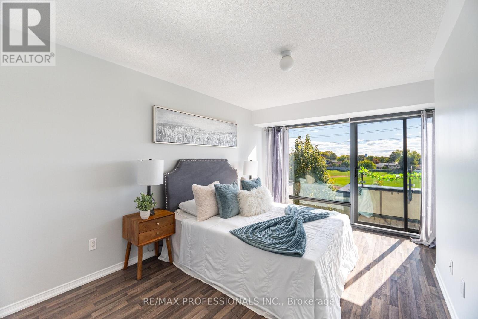 608 - 140 Widdicombe Hill Boulevard, Toronto, Ontario  M9R 0A9 - Photo 21 - W12461702