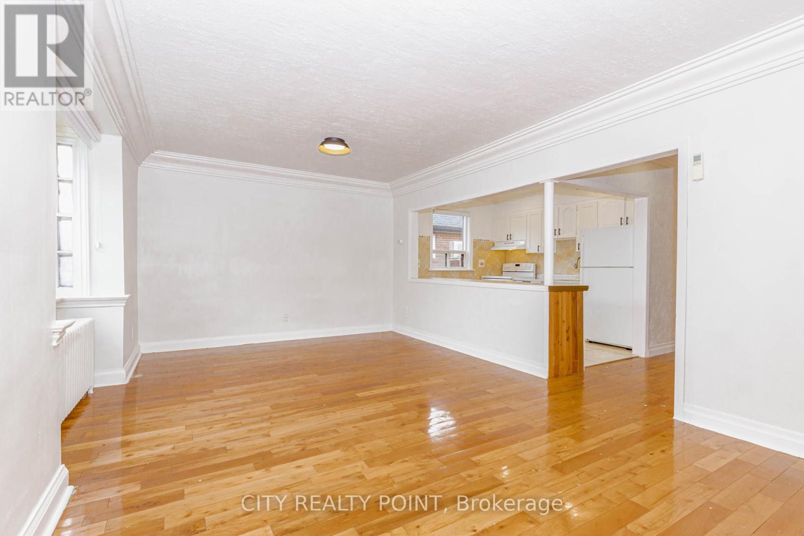 80 Albani Street, Toronto, Ontario  M8V 1X2 - Photo 4 - W12461711