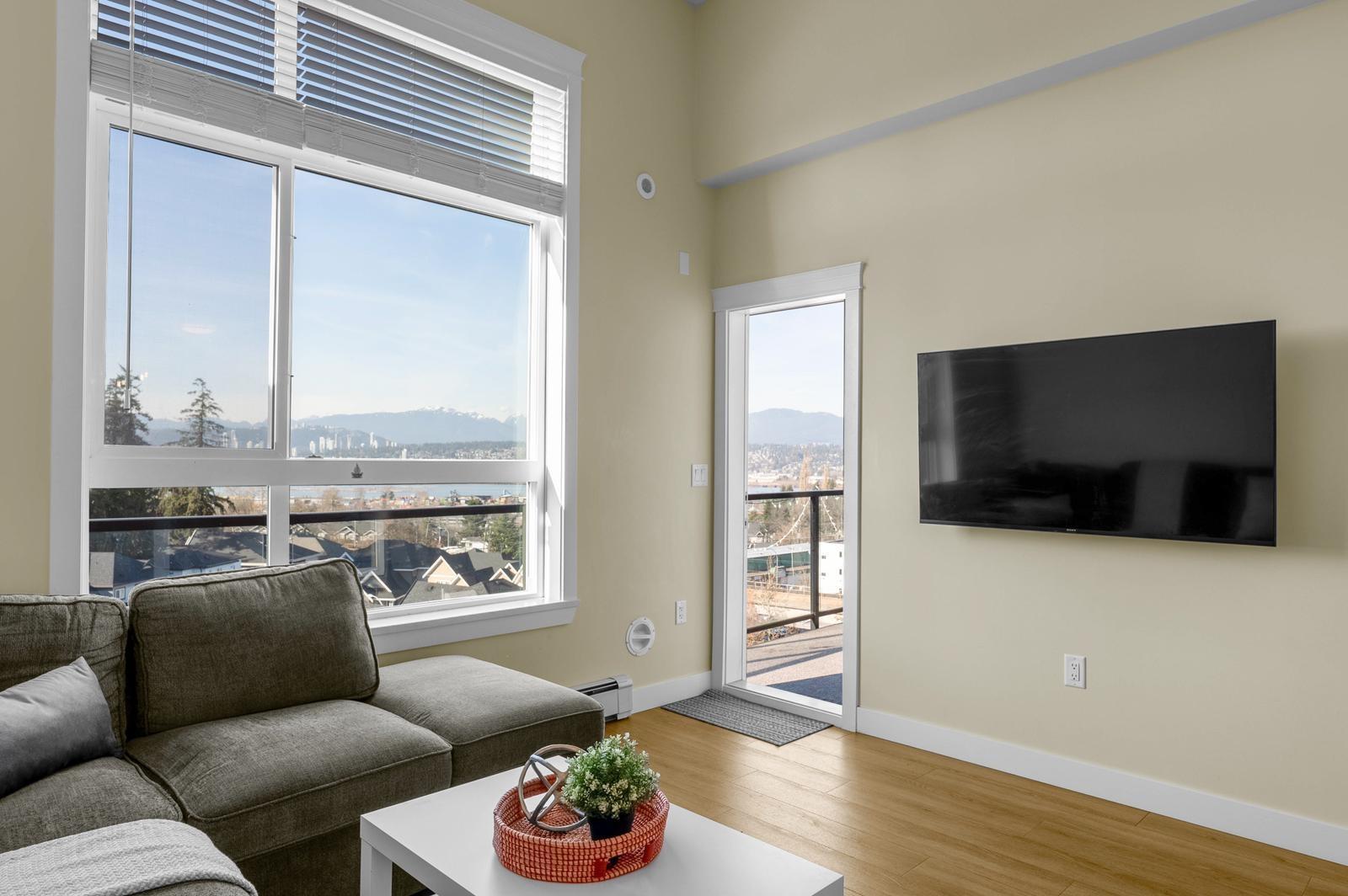 612 11077 RAVINE ROAD ROAD, surrey, British Columbia