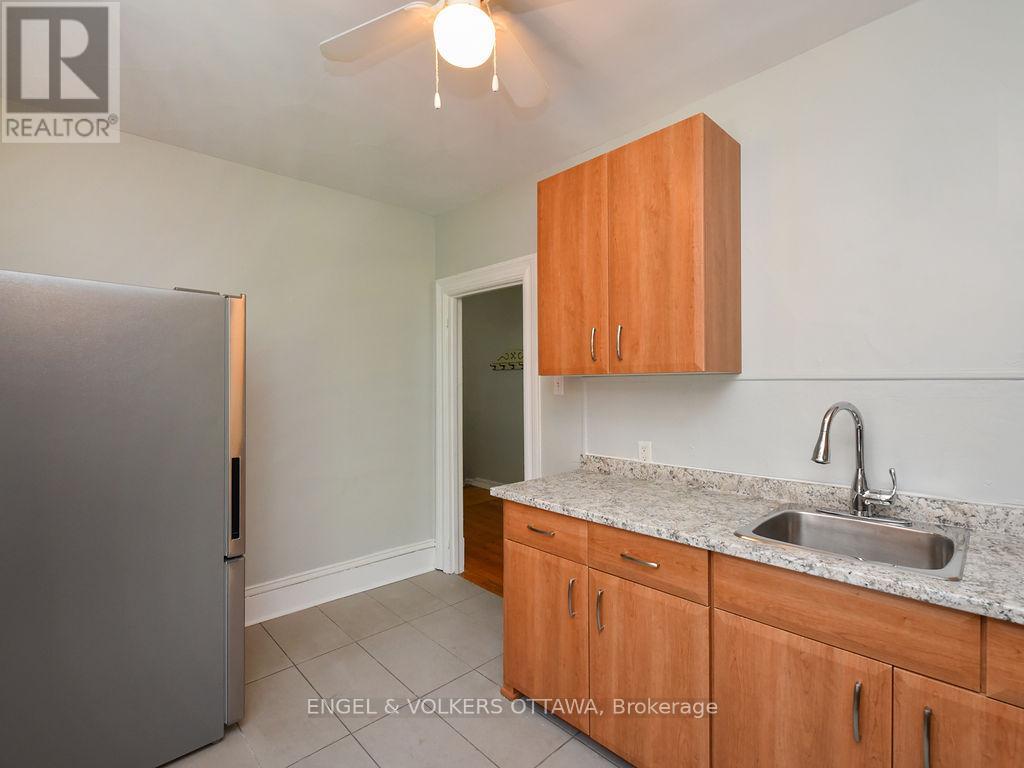 2 - 79 Third Avenue, Ottawa, Ontario  K1S 2J7 - Photo 10 - X12461729