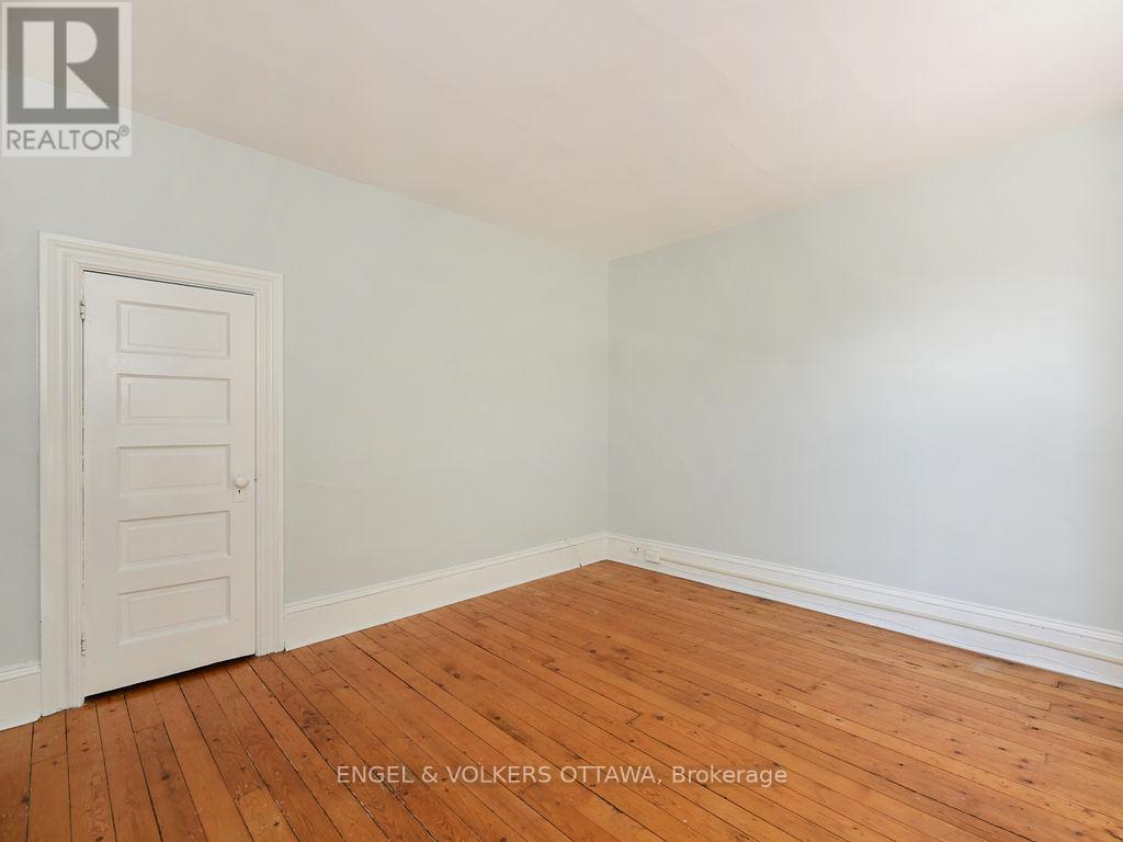 2 - 79 Third Avenue, Ottawa, Ontario  K1S 2J7 - Photo 13 - X12461729