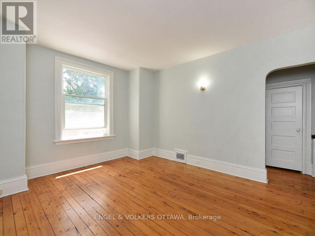 2 - 79 Third Avenue, Ottawa, Ontario  K1S 2J7 - Photo 15 - X12461729