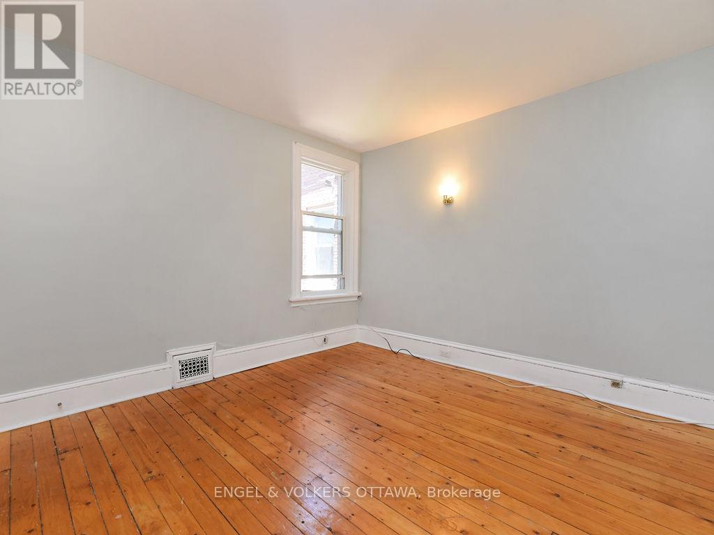 2 - 79 Third Avenue, Ottawa, Ontario  K1S 2J7 - Photo 17 - X12461729