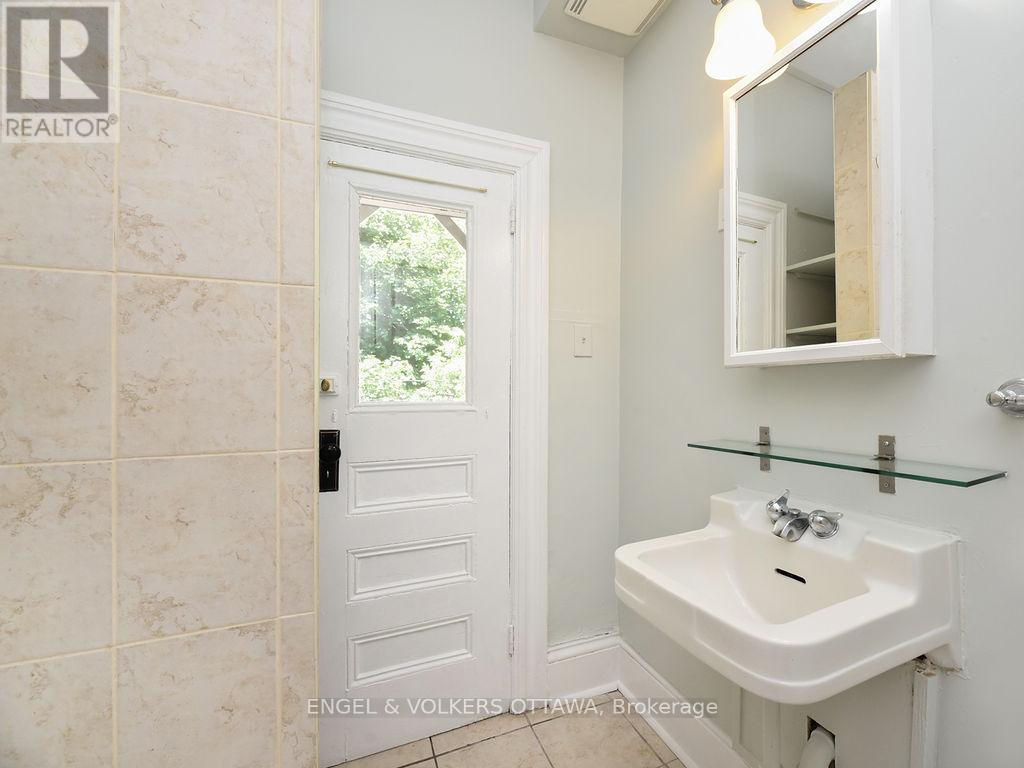 2 - 79 Third Avenue, Ottawa, Ontario  K1S 2J7 - Photo 26 - X12461729