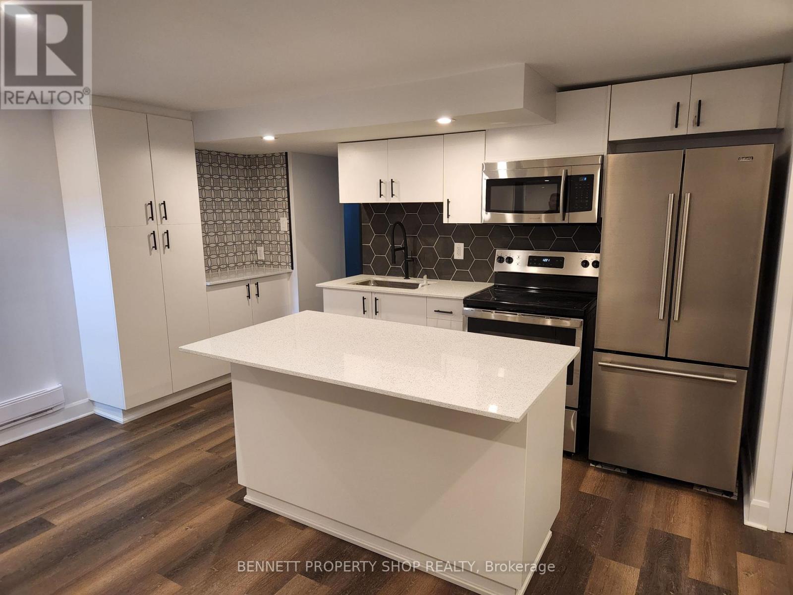 1327 Avenue S Avenue, Ottawa, Ontario  K1G 0C4 - Photo 20 - X12461771