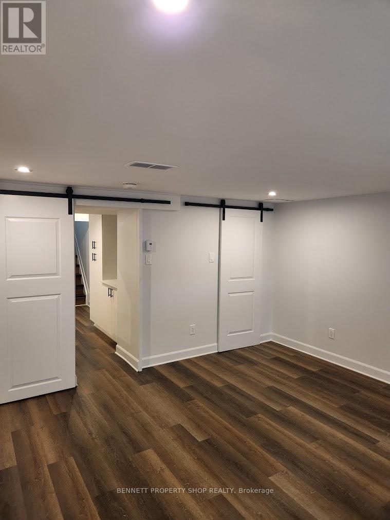 1327 Avenue S Avenue, Ottawa, Ontario  K1G 0C4 - Photo 24 - X12461771