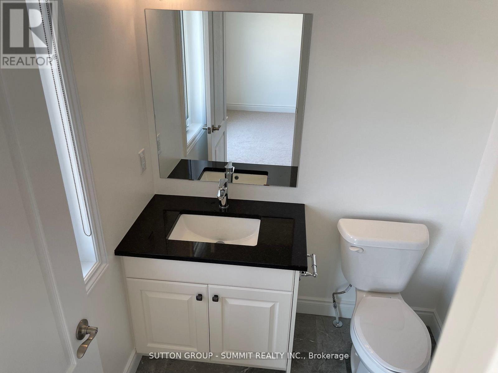 150 Knott Drive, London South, Ontario  L6L 0G6 - Photo 35 - X12461706