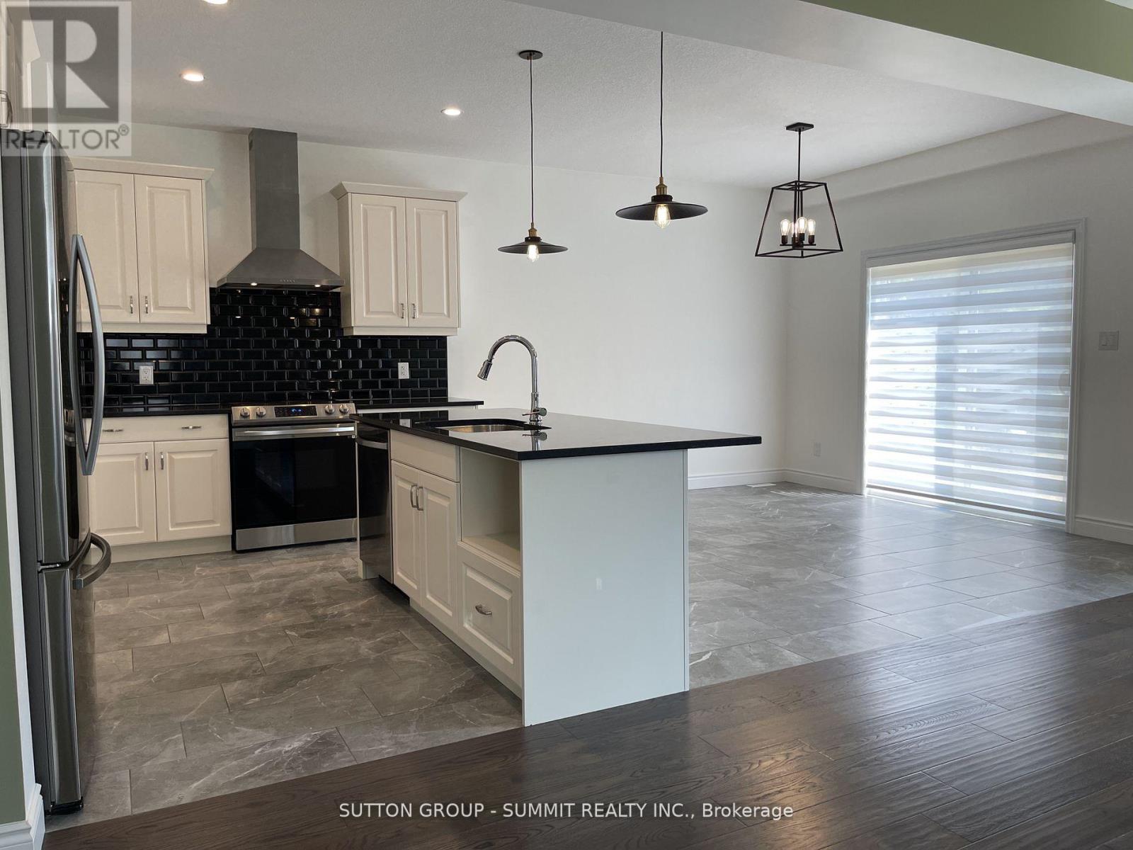 150 Knott Drive, London South, Ontario  L6L 0G6 - Photo 37 - X12461706