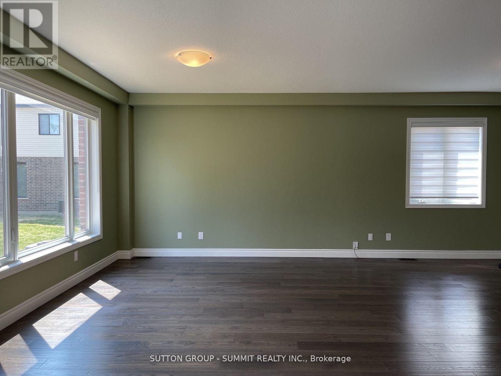 150 Knott Drive, London South, Ontario  L6L 0G6 - Photo 5 - X12461706