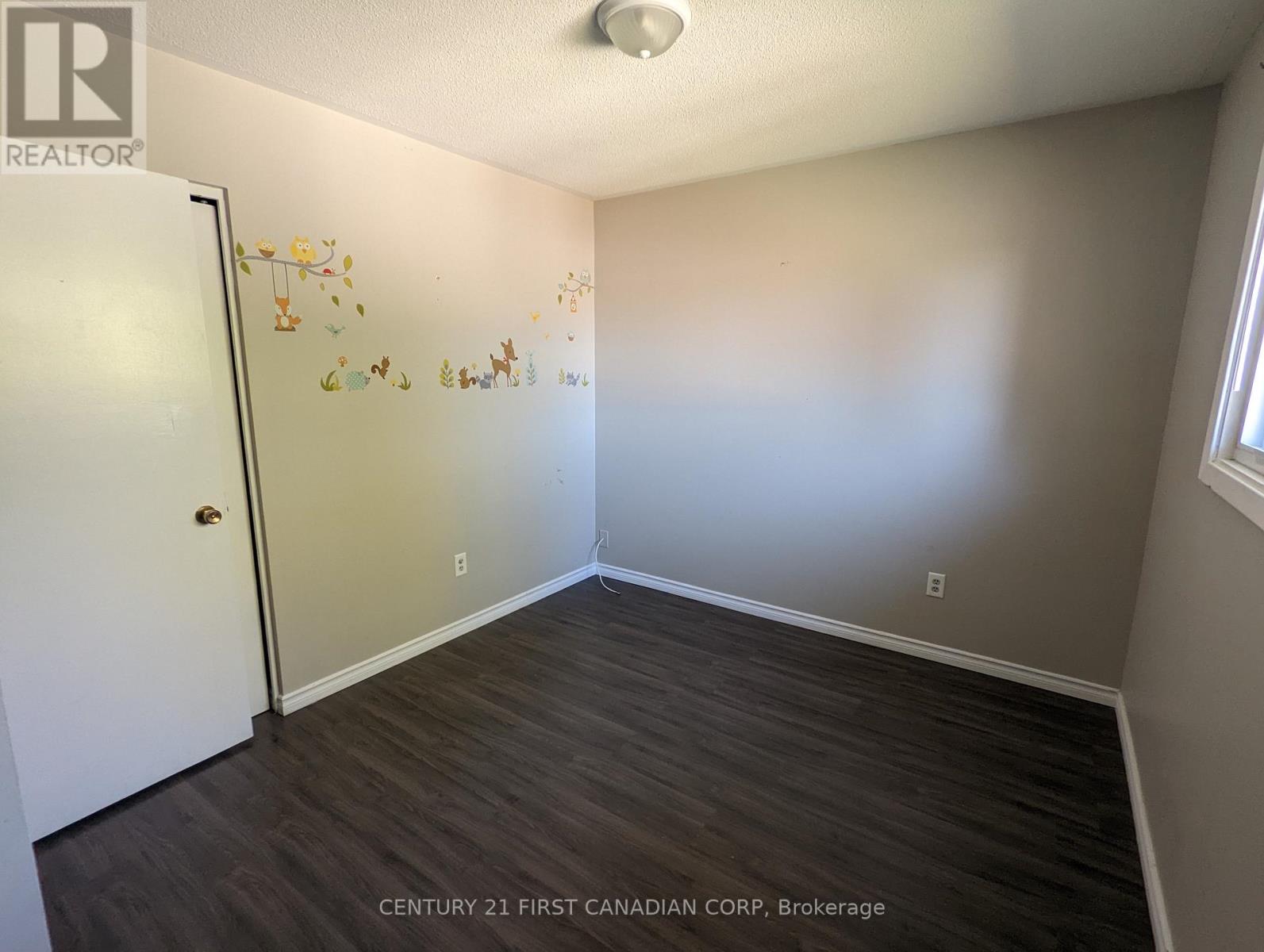 6 Spartan Drive, Brantford, Ontario  N3R 6C7 - Photo 17 - X12461043